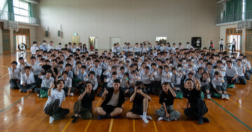 学生達の集合写真