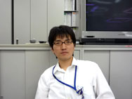 加藤 彰浩・執筆者近影