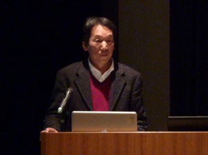 写真:岸本代表取締役の御講演の様子