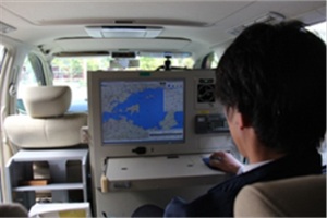写真:電波監視車両による監視