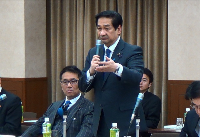 大臣・副大臣・大臣政務官の動き