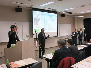 公開実験の模様