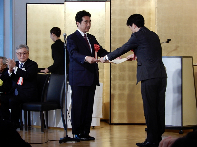 大臣・副大臣・大臣政務官の動き