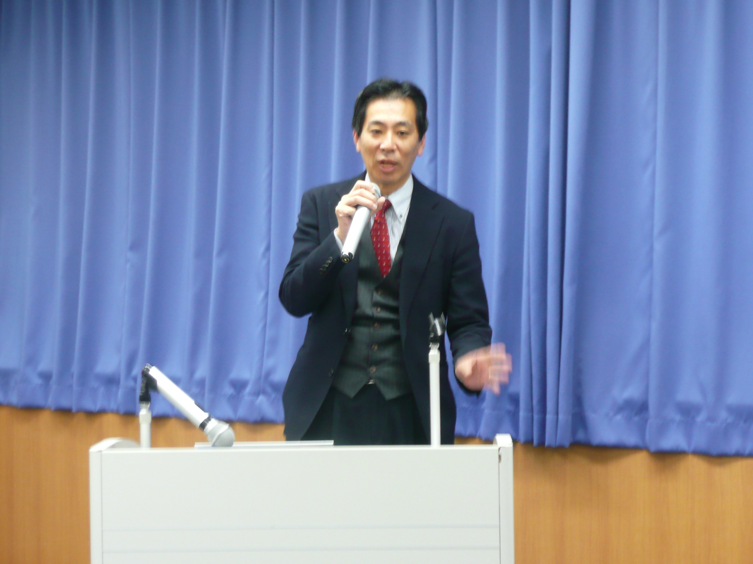 講演3：日本電気株式会社デジタルサービスソリューション事業部事業部長代理  吉本 裕 氏