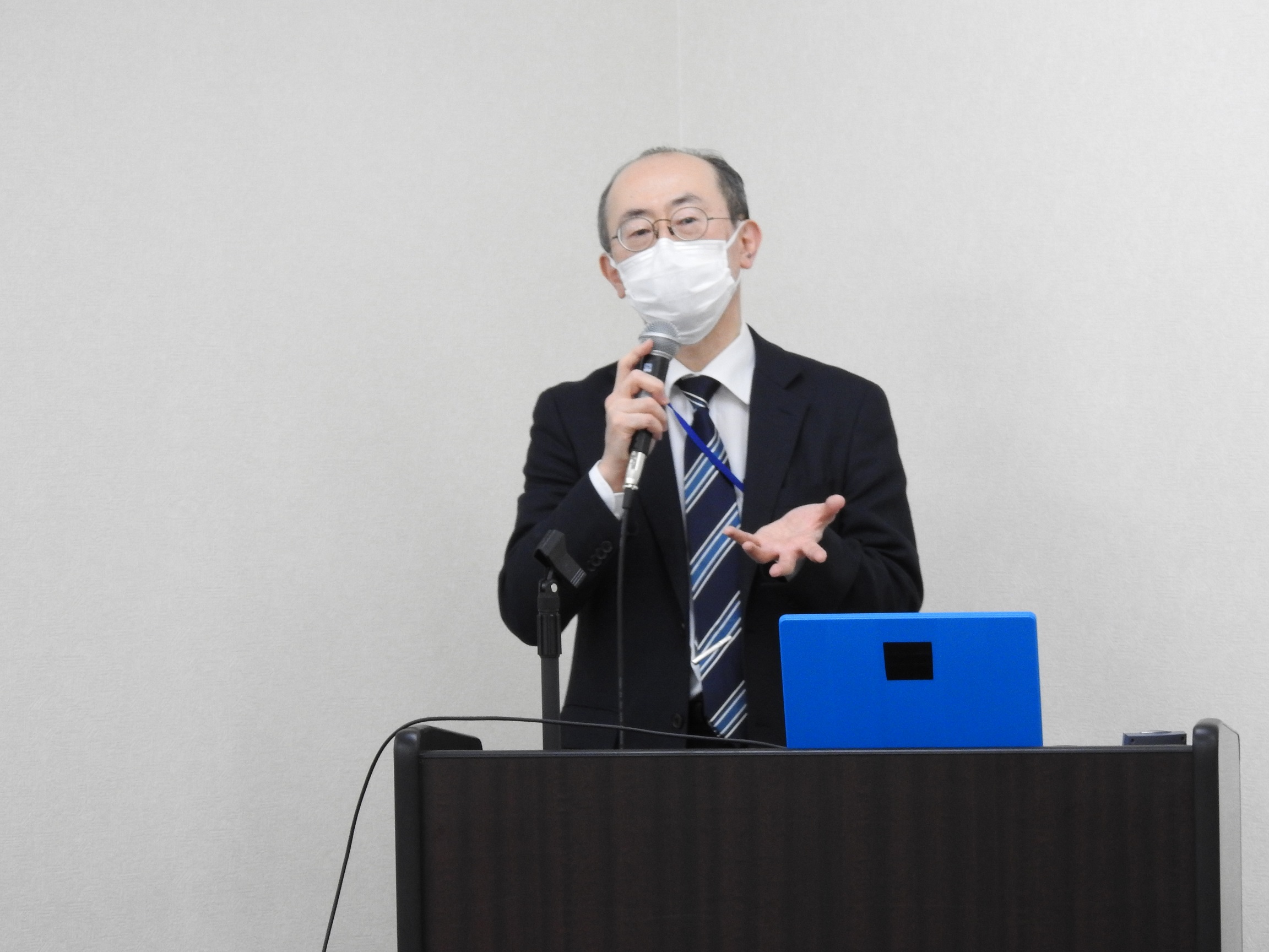 山内統括官画像