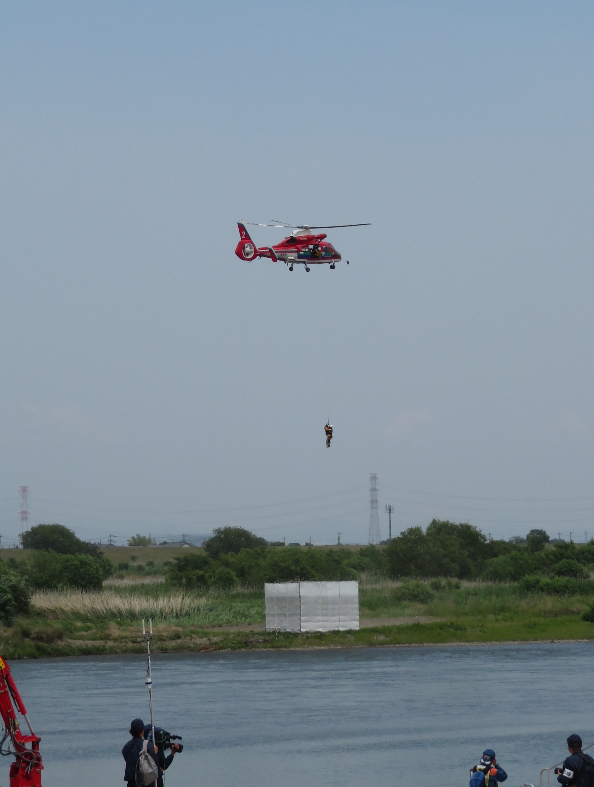 消防ヘリによる救助訓練