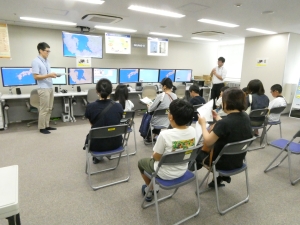 電波監視施設の見学