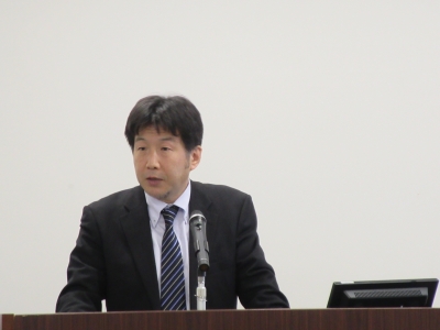 中村電波政策局長