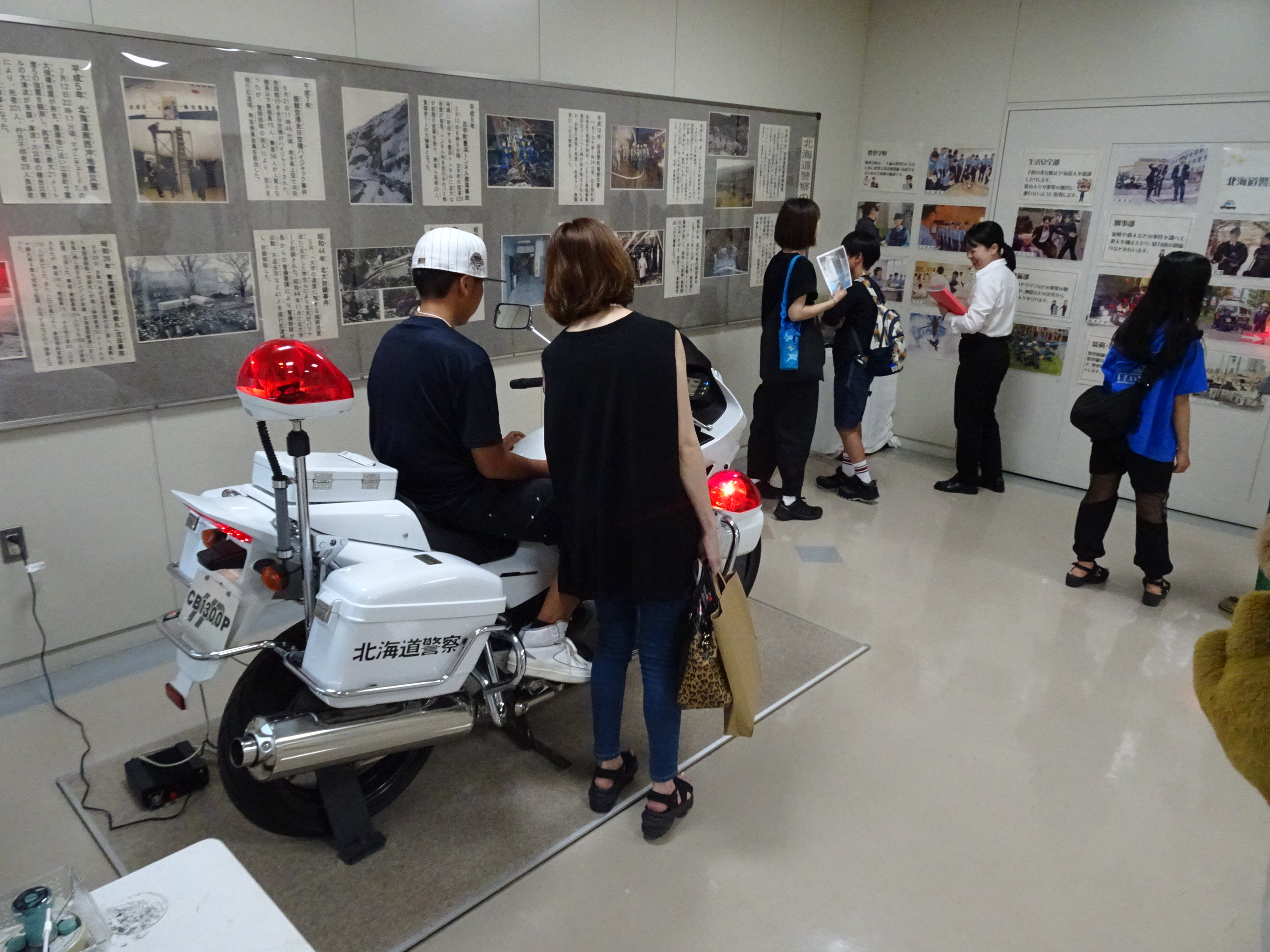 白バイ乗車体験の様子