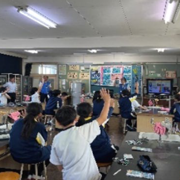 gsɑ򏬊wZŁudgvJÂ̎ʐ^ł