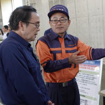 ߘa7Nx쌧hЌPւ̎Q̎ʐ^ł