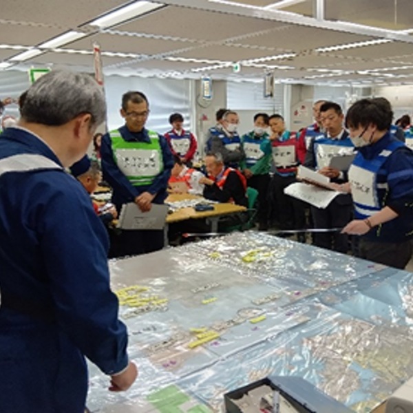 ��C���X�L���[�P���y�ю����̌P���ւ̎Q���̎ʐ^�ł�