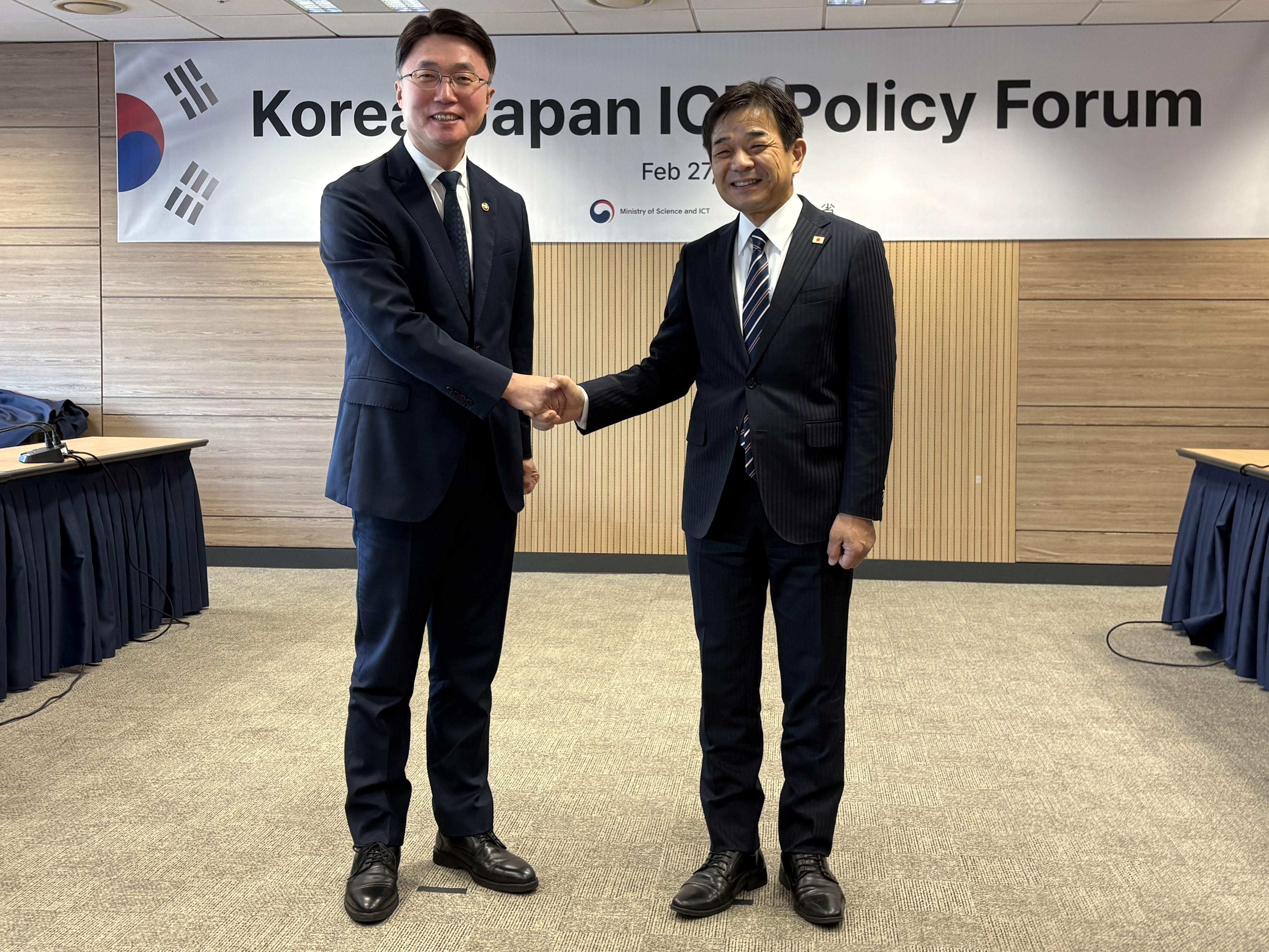 �i������2�����ƍ��쑍���R�c���j