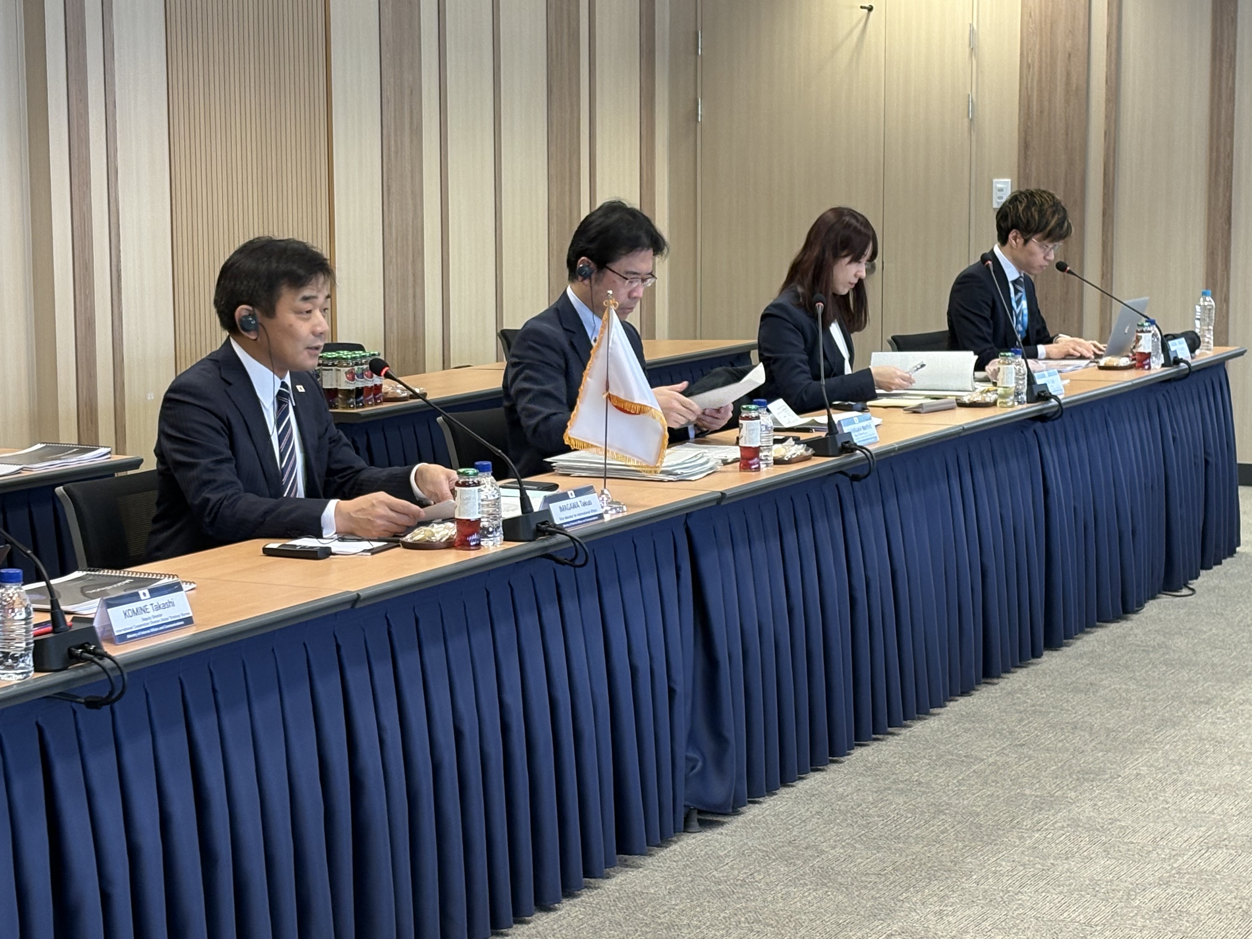 �i�J��A���s�����쑍���R�c���j