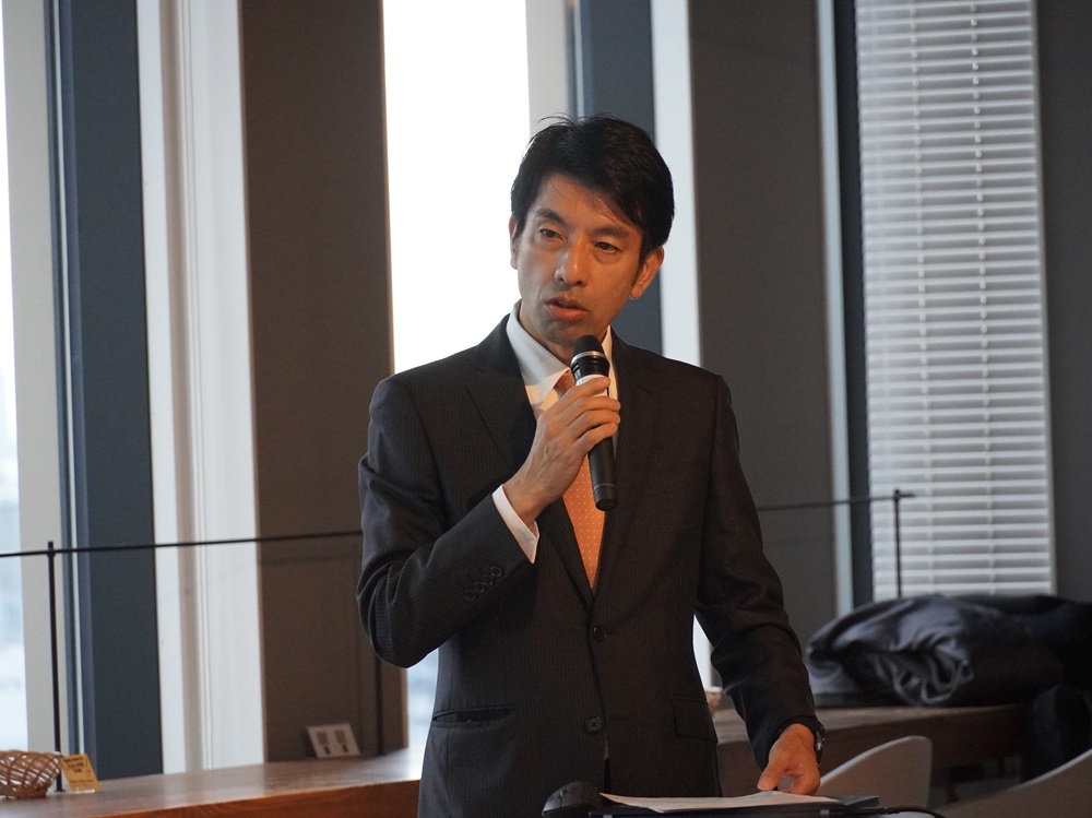 ��{�����ɂ�鈥�A�̗l�q