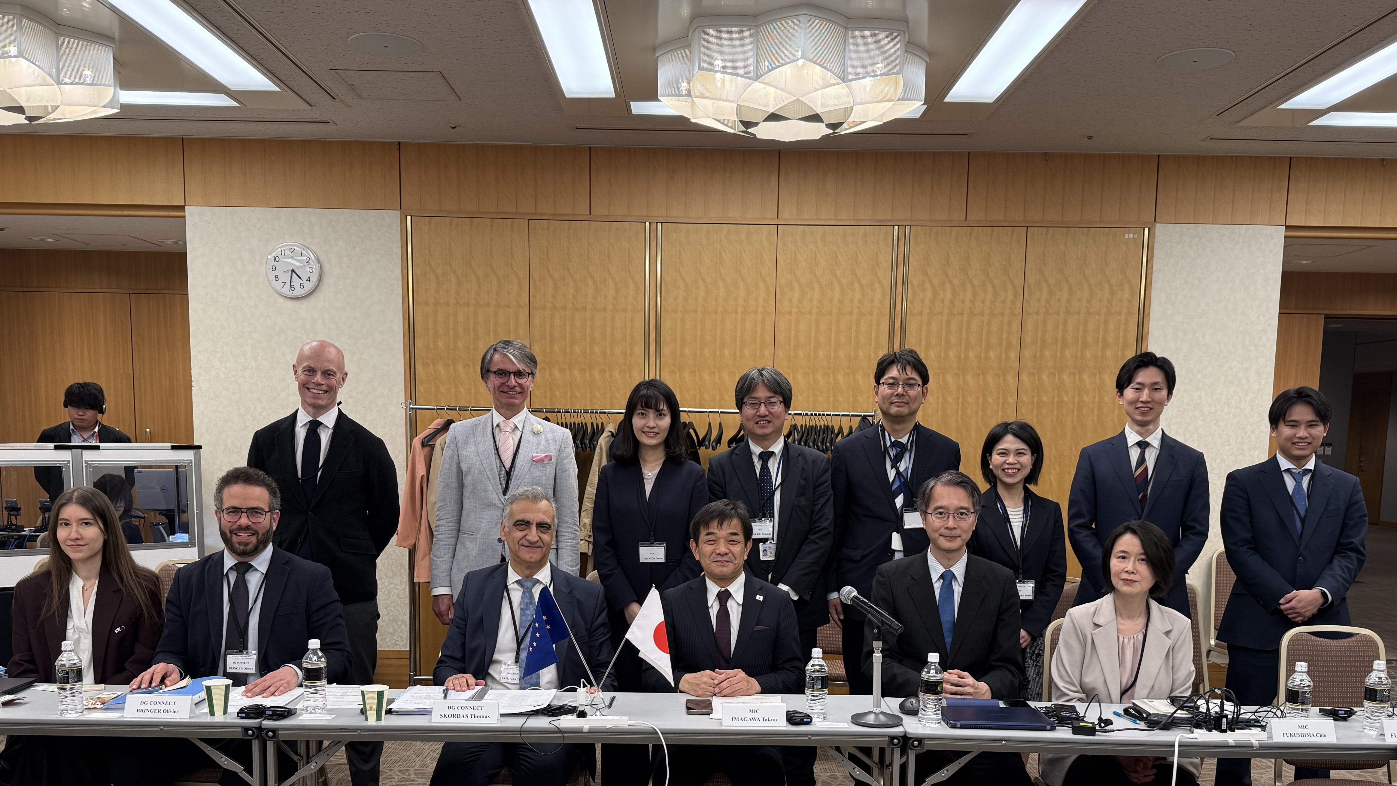 �摜�̐�����1