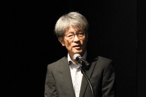 山川氏