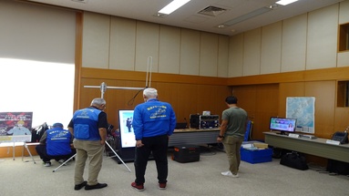 臨時災害放送局設備の展示・運用