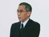 弓削 哲也 専務取締役専務執行役員の説明模様