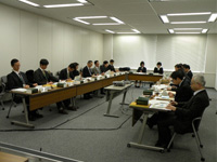 委員会の模様