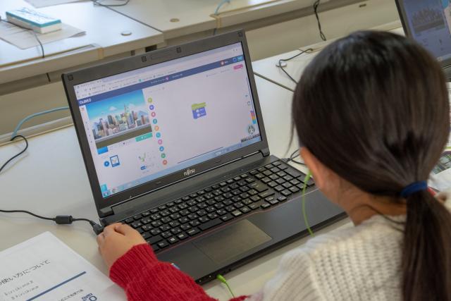 �u���̗l�q4